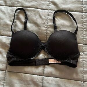 Victoria’s Secret Angels push up bra, 34B, black